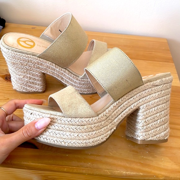 Gold retro espadrille platform slide sandal - Picture 3 of 4